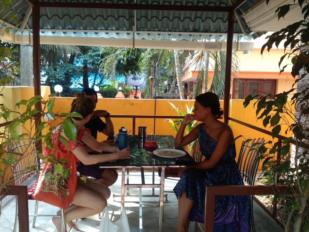 Coral Cove Beach Resort 瓦尔卡拉 外观 照片